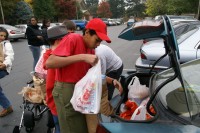 Thanksgiving Food Distribution 0007