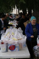 Thanksgiving Food Distribution 0011