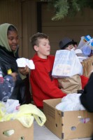Thanksgiving Food Distribution 0021