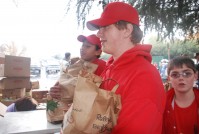Thanksgiving Food Distribution 0048