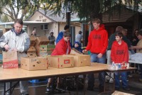 Thanksgiving Food Distribution 0052